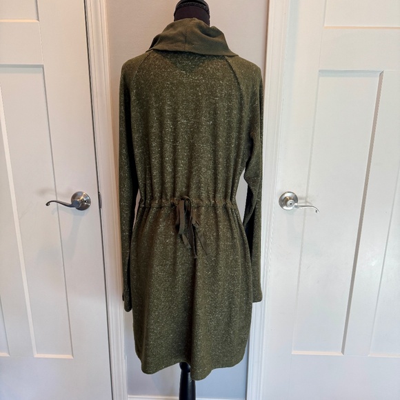 cabi Solace Knit Dress, #4016, M, EUC, Olive Green - Picture 4 of 10